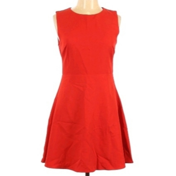 Lulus Dresses & Skirts - ⬇️CLEAROUT!⬇️Lulus Red Dress